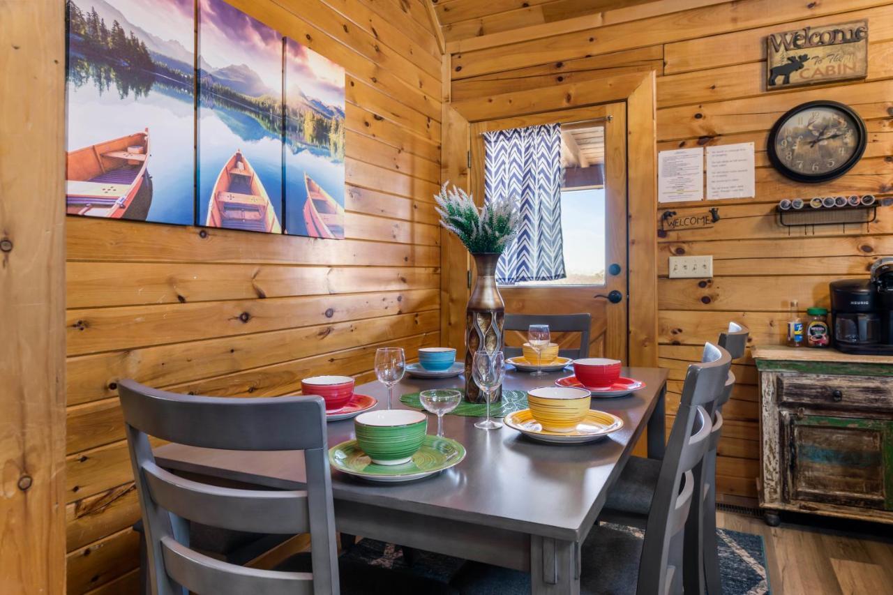 Serenity, A Rustic Log Cabin Retreat Sevierville Luaran gambar