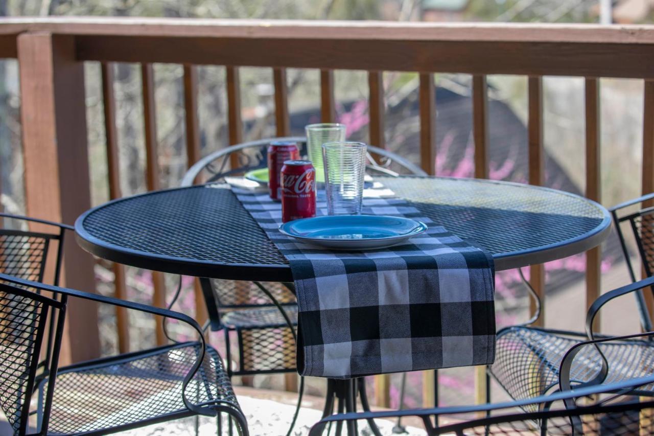 Serenity, A Rustic Log Cabin Retreat Sevierville Luaran gambar