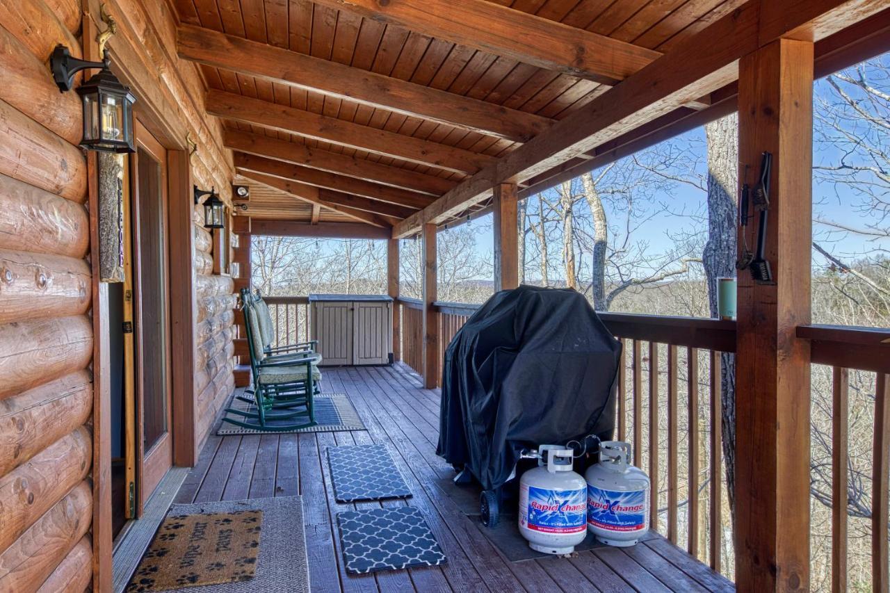Serenity, A Rustic Log Cabin Retreat Sevierville Luaran gambar